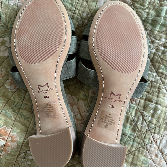 MARC FISHER Debora Olive Green Suede open toe mule sandals - HIGH QUALITY! - Picture 5 of 5
